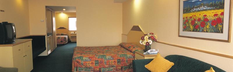 Distinction Luxmore Hotel Te Anau Exterior foto