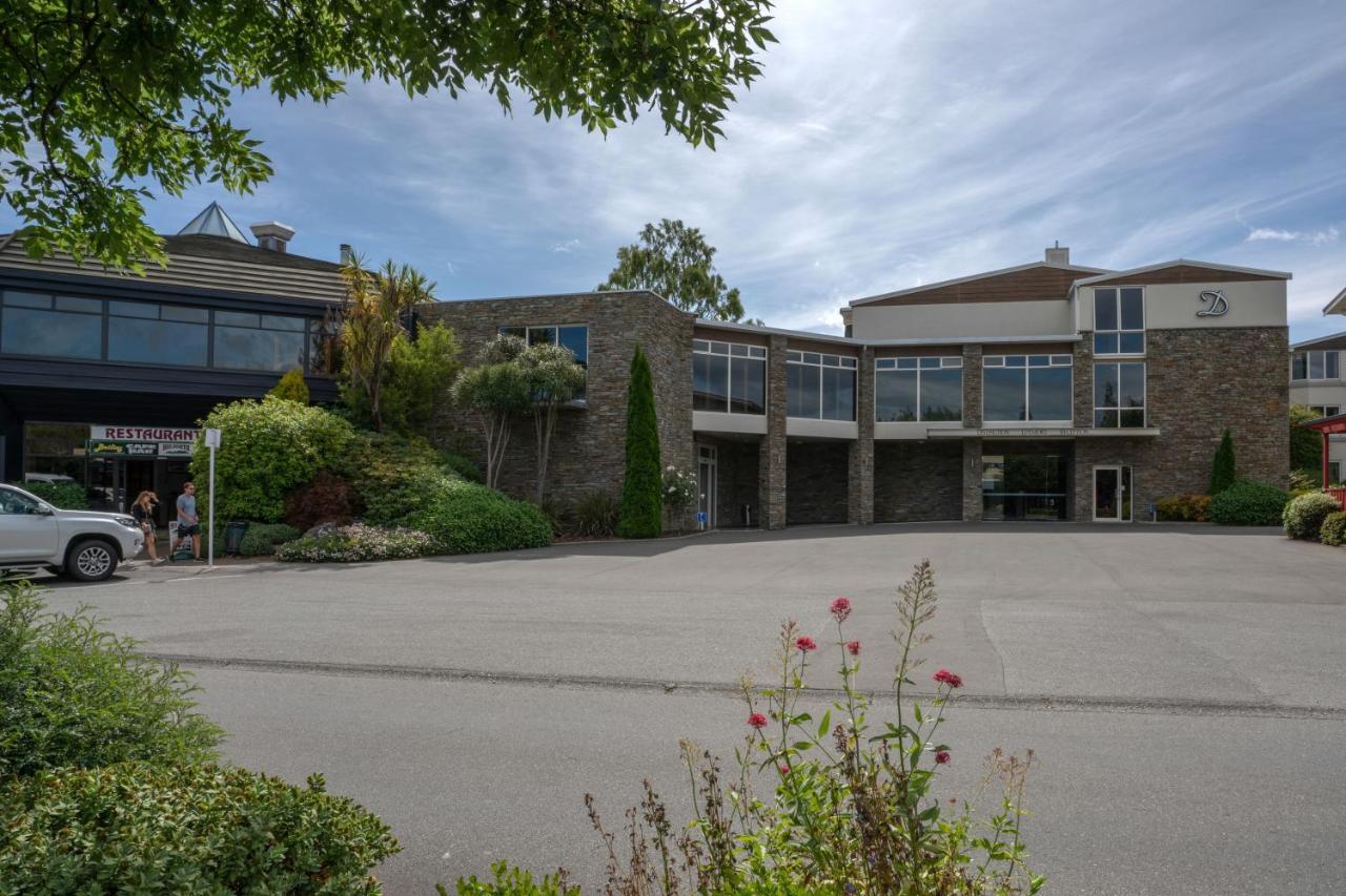 Distinction Luxmore Hotel Te Anau Exterior foto