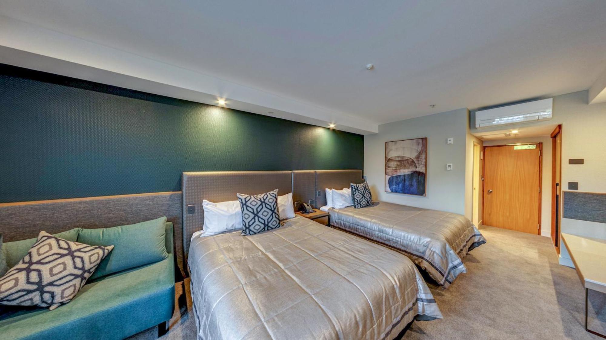 Distinction Luxmore Hotel Te Anau Exterior foto